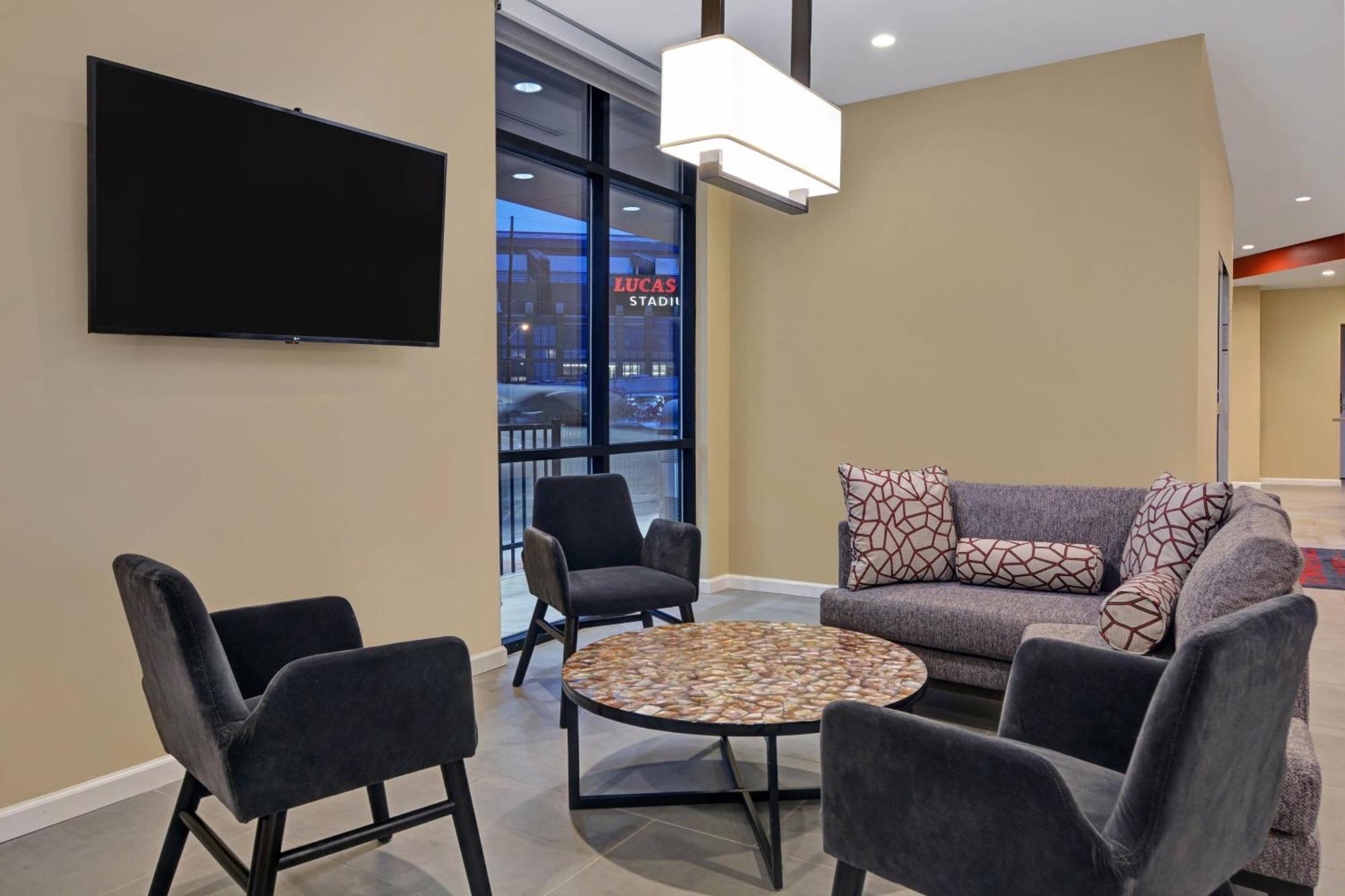 Towneplace Suites By Marriott Indianapolis Downtown Exteriér fotografie